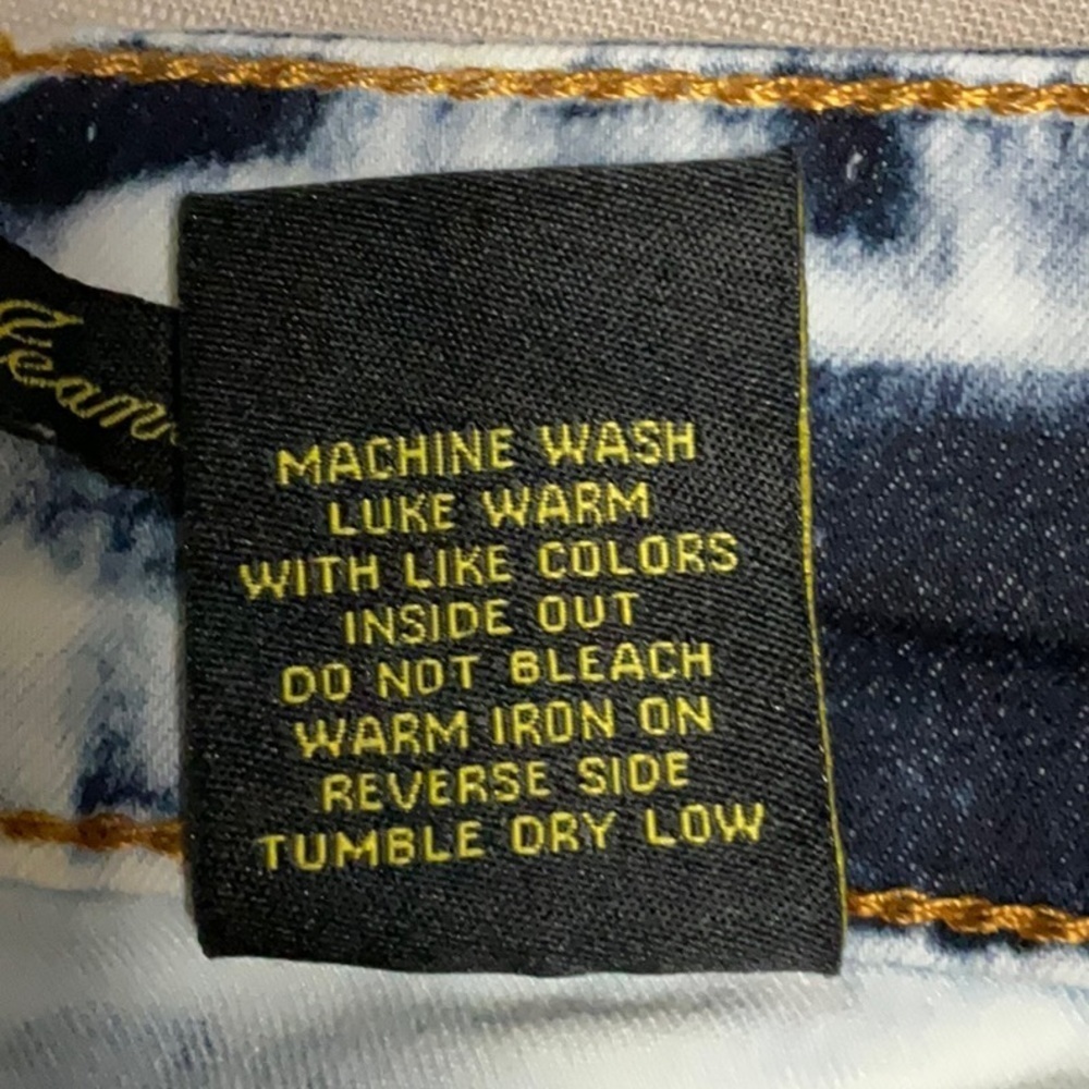 VIP Jeans - Picture 5 of 5